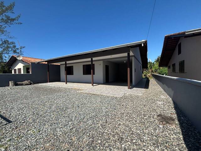 Casa para Venda em Balneário Barra do Sul - 4