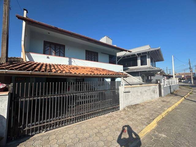 #2864 - Sobrado para Venda em Balneário Barra do Sul - SC - 2