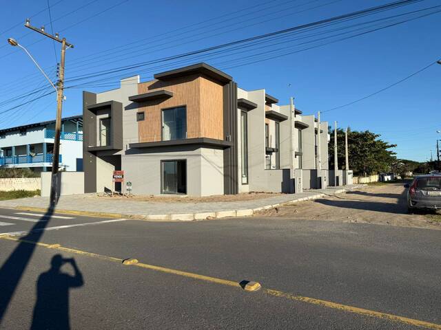 #2798 - Sobrado para Venda em Balneário Barra do Sul - SC - 2