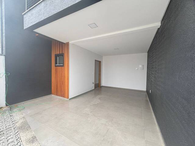 #2200 - Sobrado para Venda em Balneário Barra do Sul - SC - 2