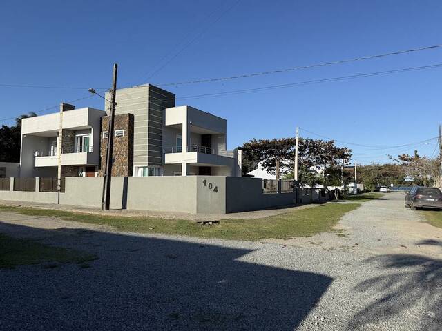 #1289 - Casa para Venda em Balneário Barra do Sul - SC