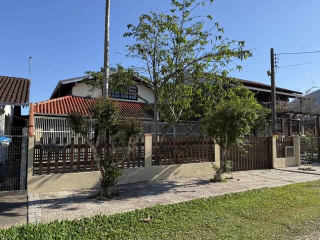 Sobrado para Venda em Balneário Barra do Sul - 4
