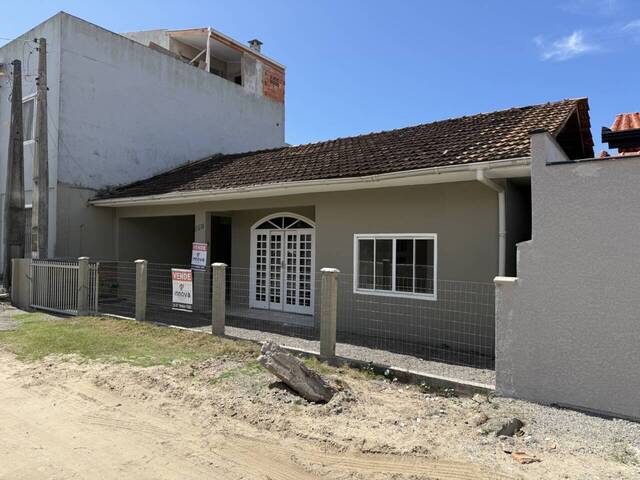 #2904 - Casa para Venda em Balneário Barra do Sul - SC - 3