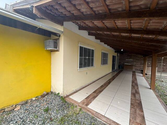 #2917 - Casa para Venda em Balneário Barra do Sul - SC - 2