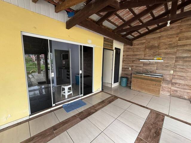 Casa para Venda em Balneário Barra do Sul - 4
