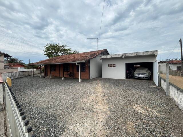 #2920 - Casa para Venda em Balneário Barra do Sul - SC - 3