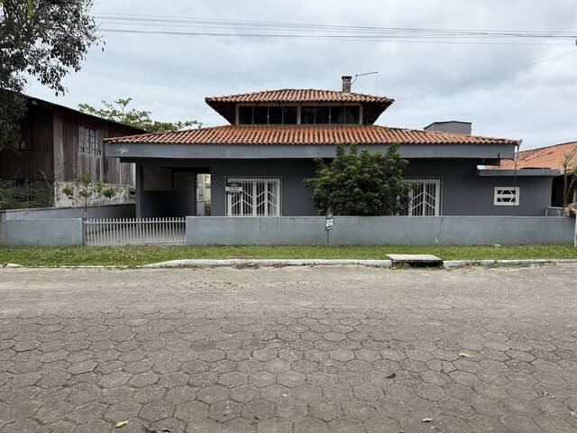 #1435 - Casa para Venda em Balneário Barra do Sul - SC - 2