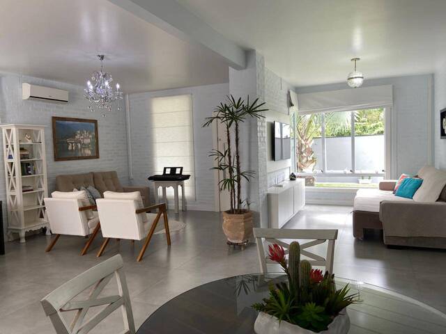 Casa para Venda em Balneário Barra do Sul - 4