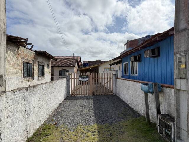 #1353 - Casa para Venda em Balneário Barra do Sul - SC - 2
