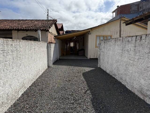 Casa para Venda em Balneário Barra do Sul - 4