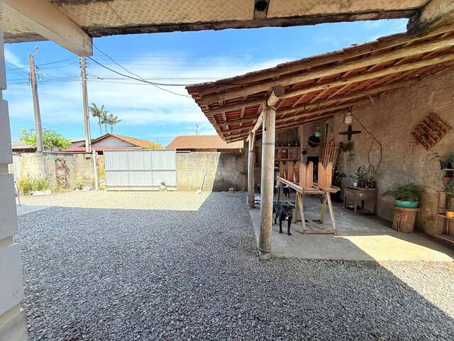 #2953 - Sobrado para Venda em Balneário Barra do Sul - SC - 2