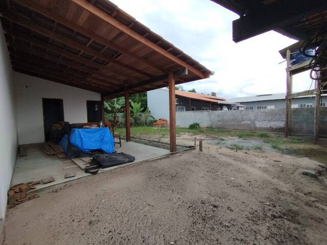 Casa para Venda em Balneário Barra do Sul - 4