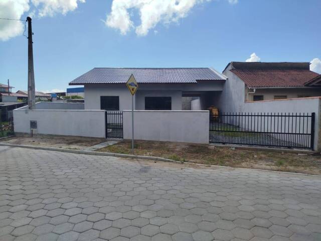 #2986 - Casa para Venda em Balneário Barra do Sul - SC