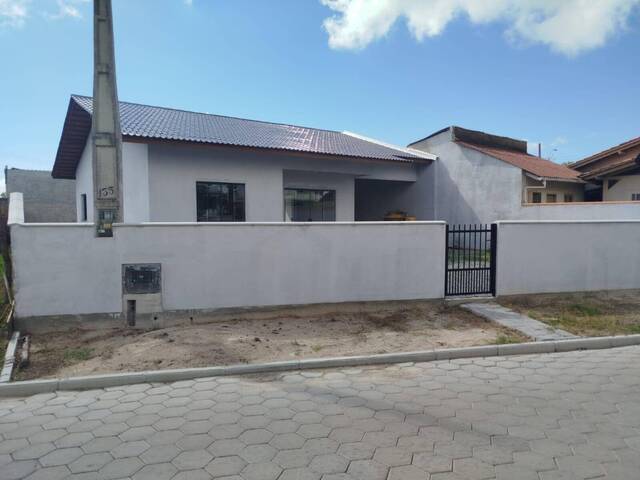 #2986 - Casa para Venda em Balneário Barra do Sul - SC