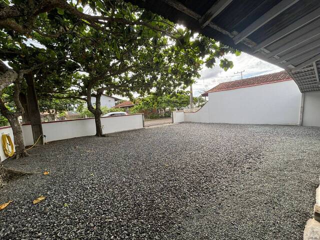 Casa para Venda em Balneário Barra do Sul - 5