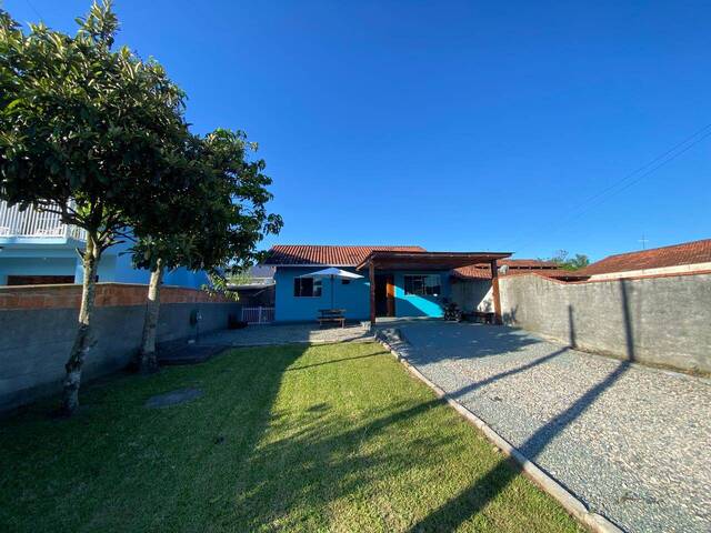 Casa para Venda em Balneário Barra do Sul - 4