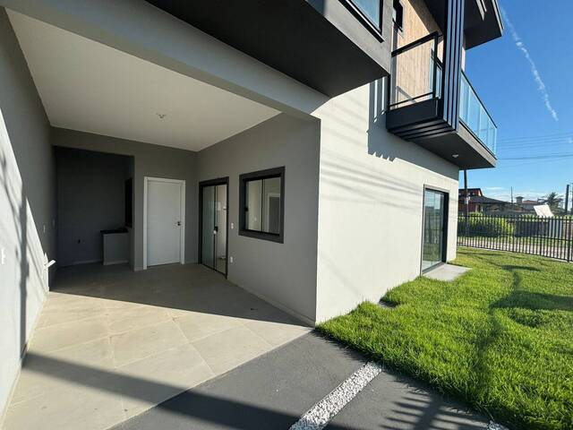 Sobrado para Venda em Balneário Barra do Sul - 4