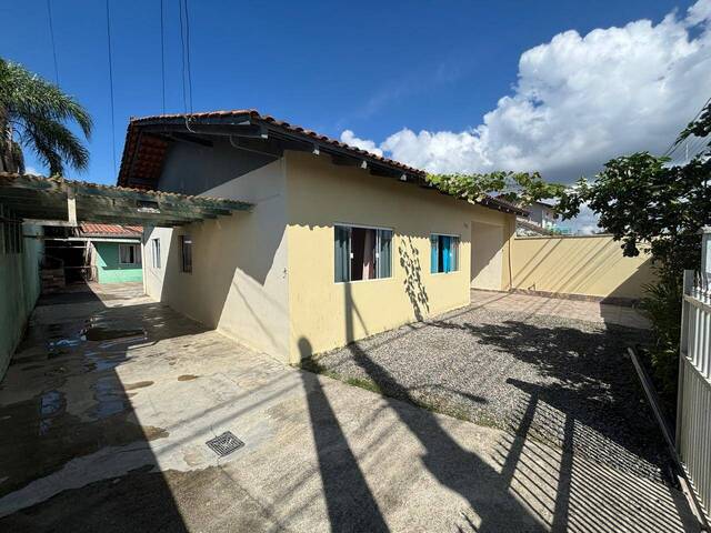 #3015 - Casa para Venda em Balneário Barra do Sul - SC - 2
