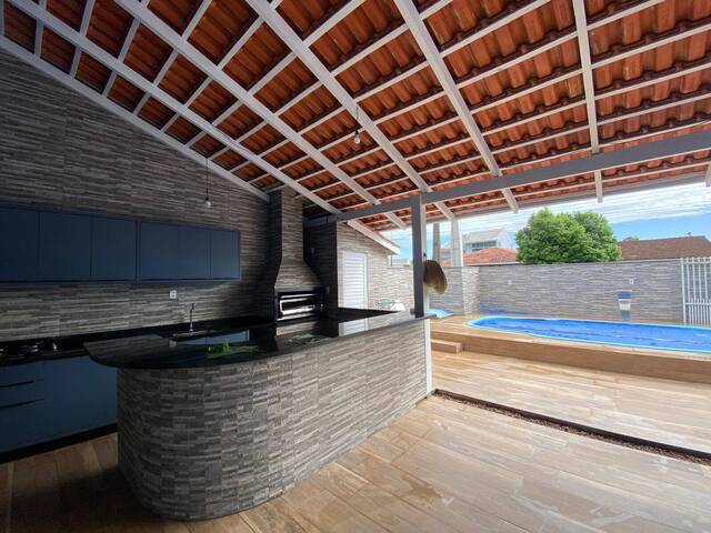 #3028 - Casa para Venda em Balneário Barra do Sul - SC