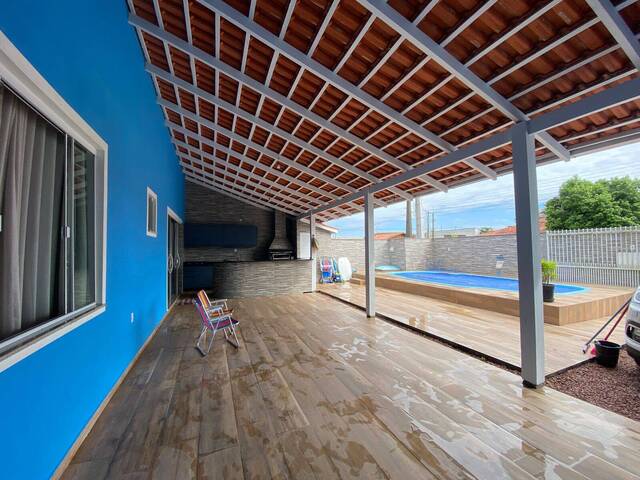 #3028 - Casa para Venda em Balneário Barra do Sul - SC