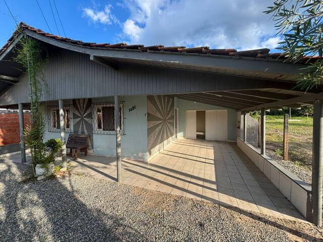 Casa para Venda em Balneário Barra do Sul - 4