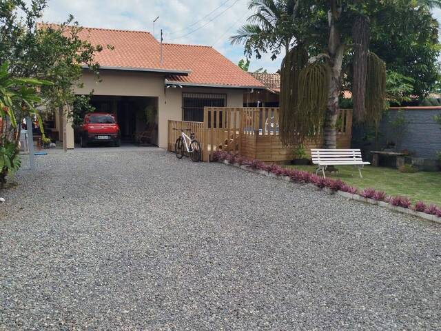 Venda em Salinas - Balneário Barra do Sul