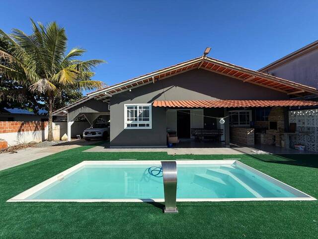 Casa para Venda em Balneário Barra do Sul - 4