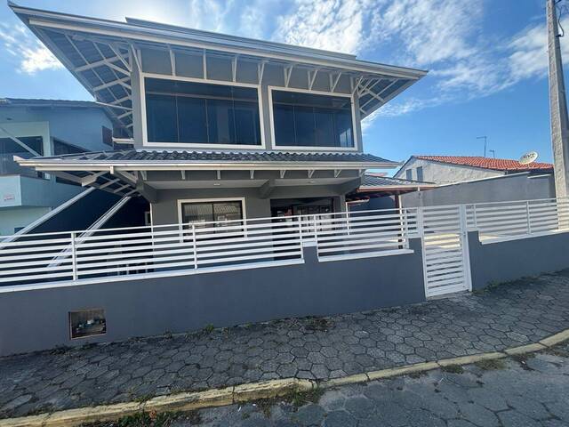#3495 - Sobrado para Venda em Balneário Barra do Sul - SC - 2